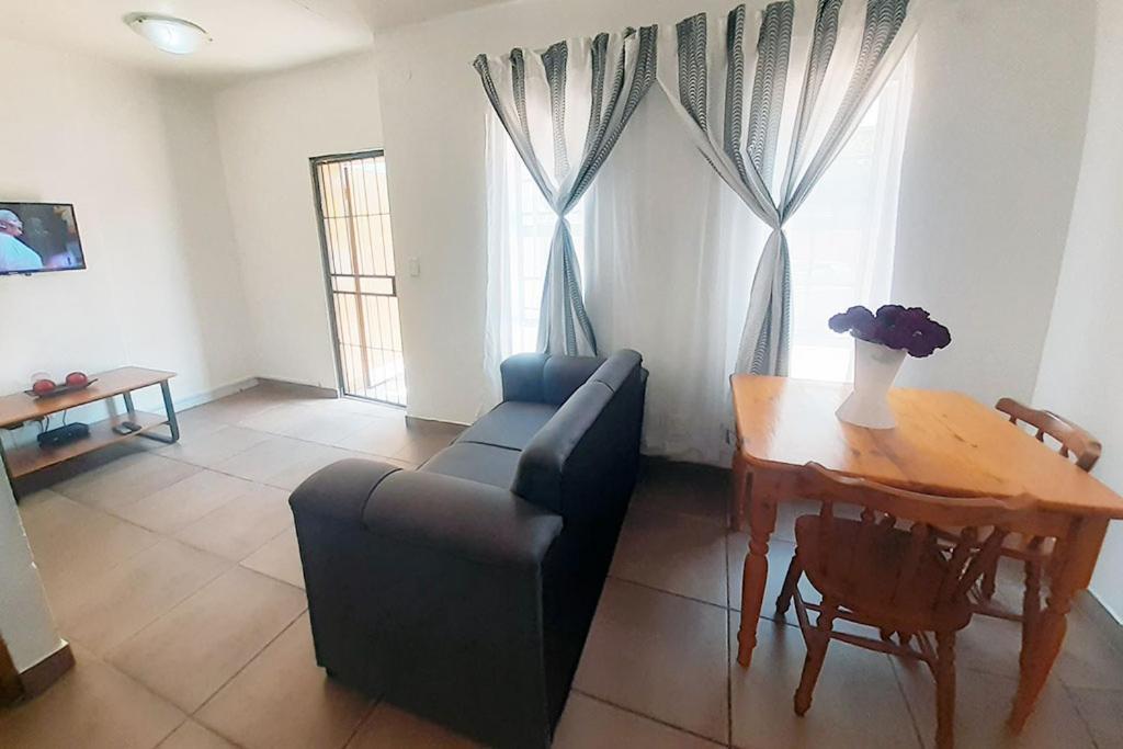 Queens Palace Pretoria-Noord Szoba fotó