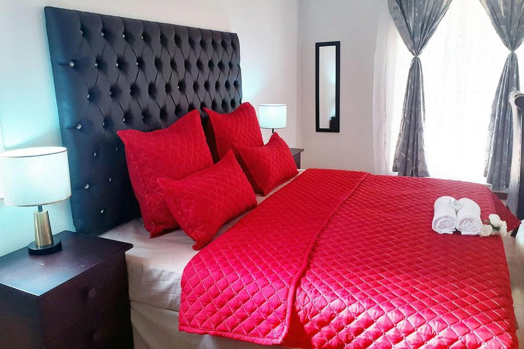 Queens Palace Pretoria-Noord Szoba fotó